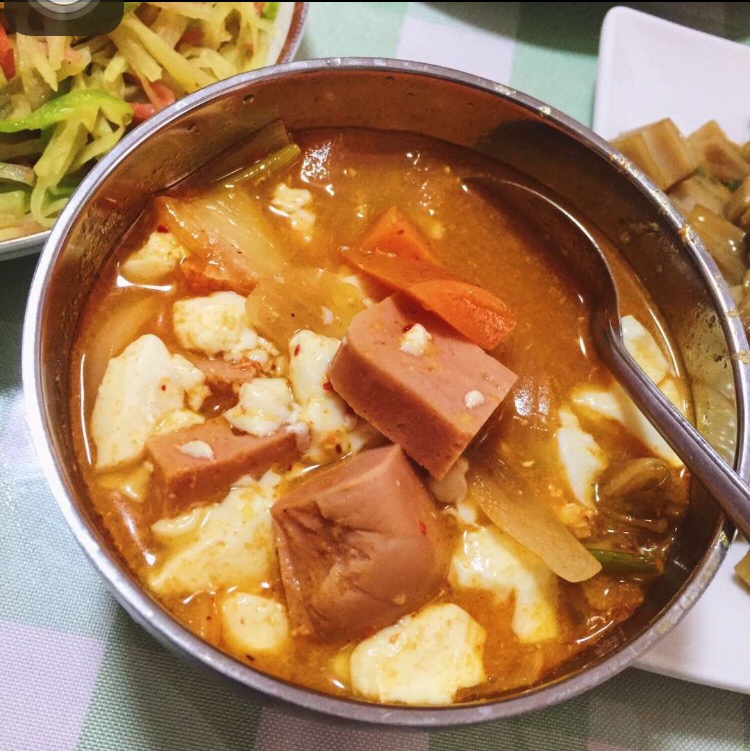 韩国留学版泡菜汤，煮一切的做法