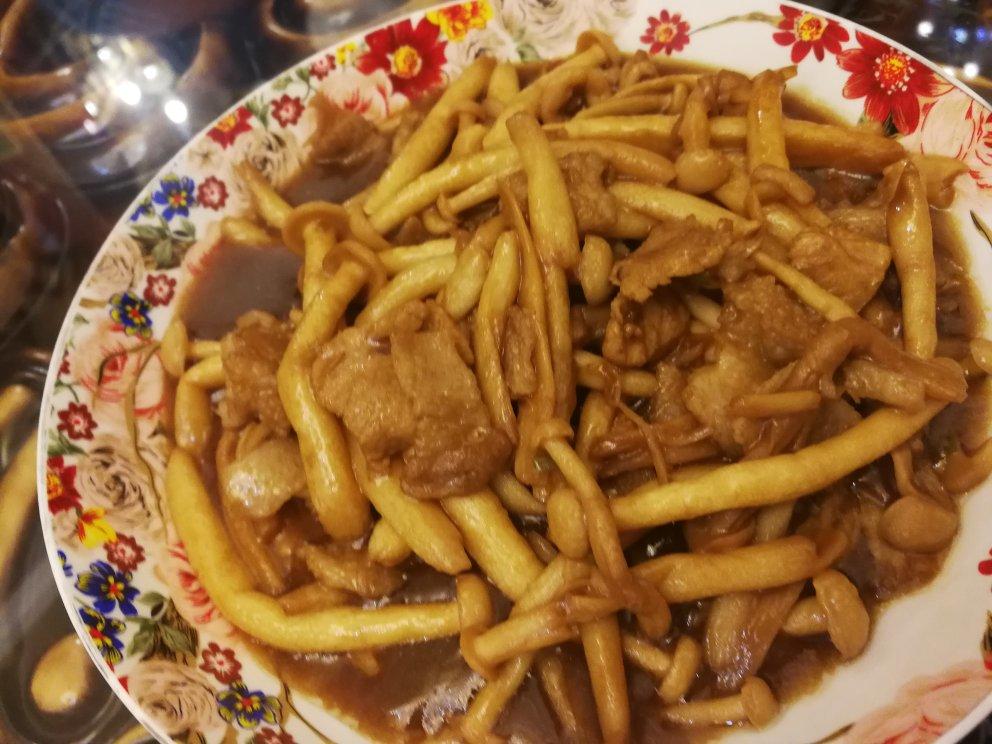 白玉菇炒肉下饭菜