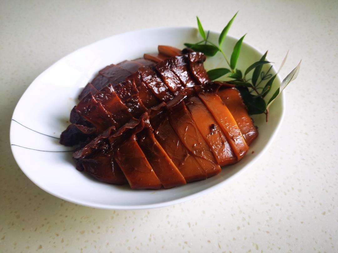 目鱼大烤（红烧墨鱼/卤乌贼）附超详细墨鱼清洗步骤