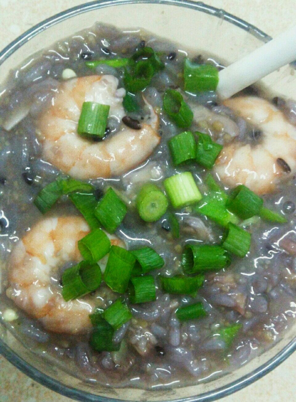 大学寝室海鲜粥