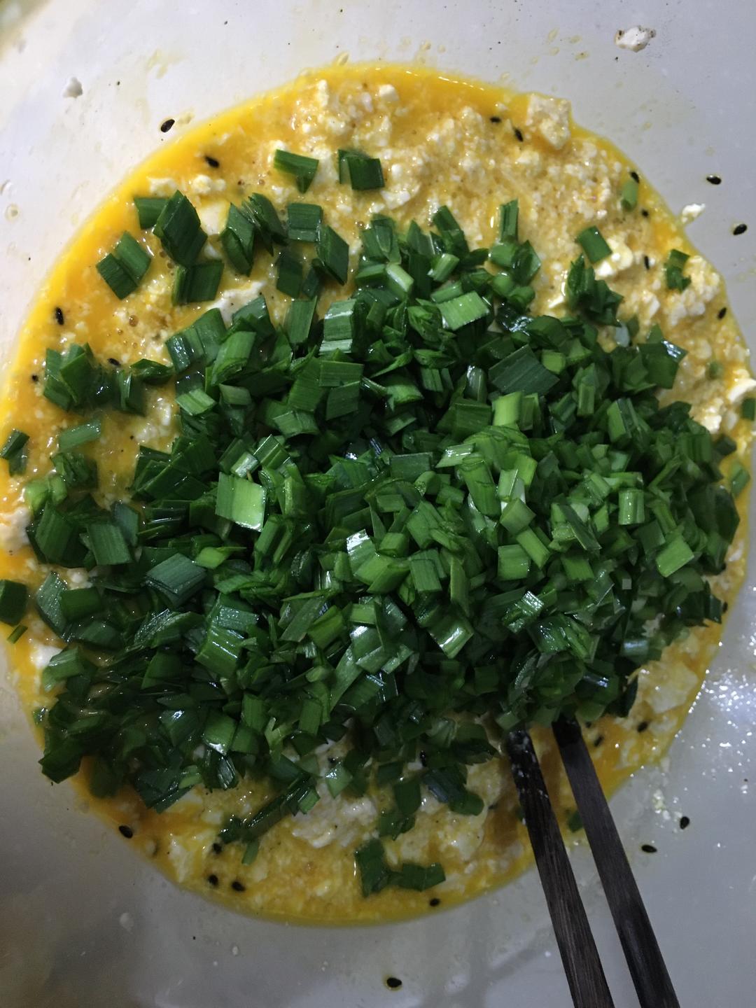 减肥餐之豆腐鸡蛋饼的做法 步骤3