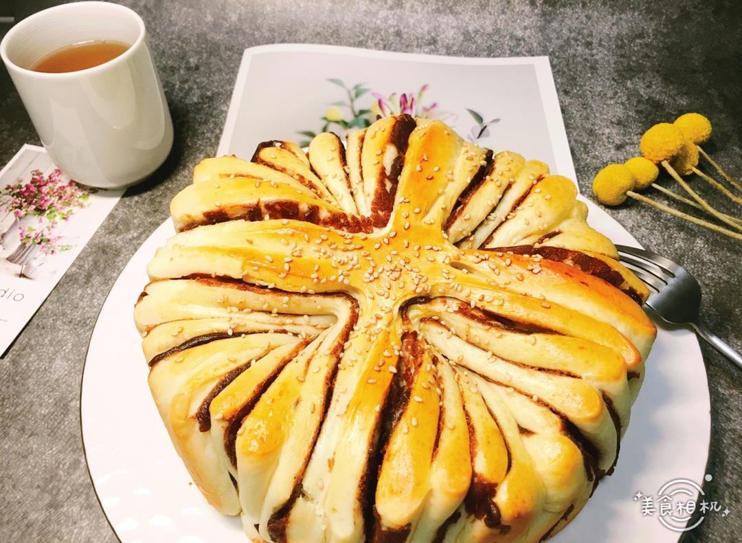 豆沙花式面包