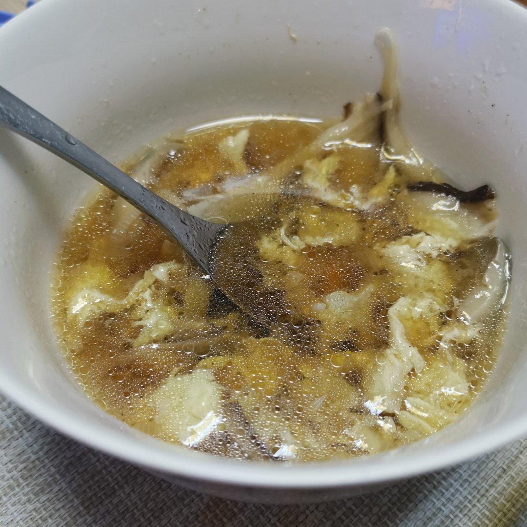 鲜到飞起的菌菇浓汤，不好喝不要钱