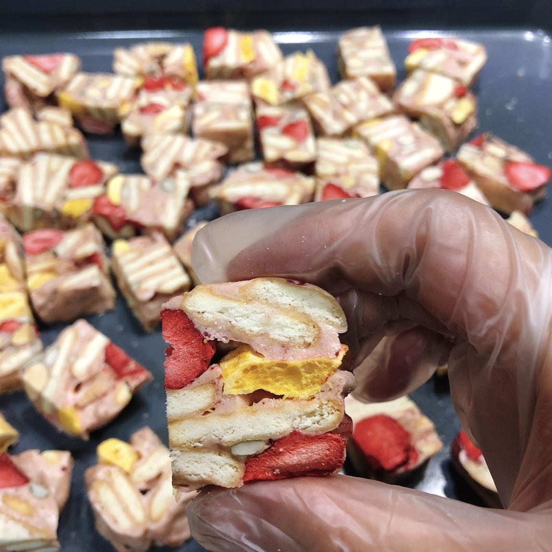 超简单又好吃的雪花酥