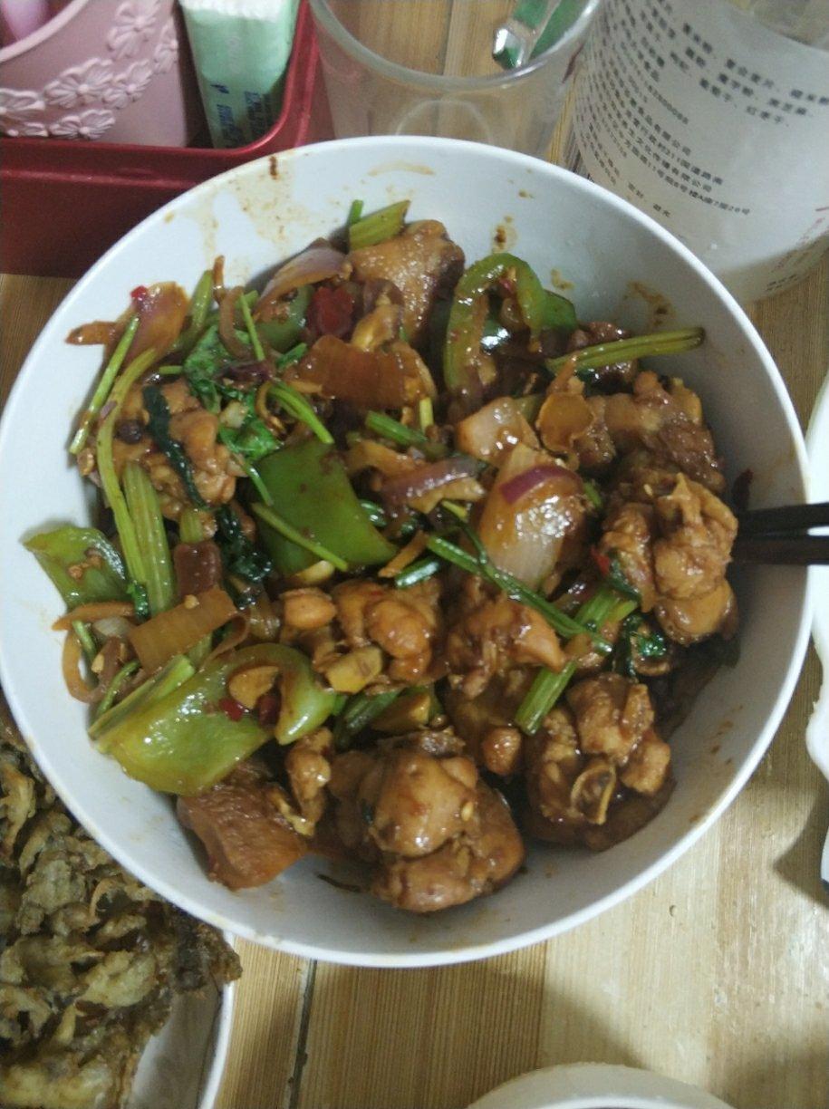 【家庭版鸡公煲】