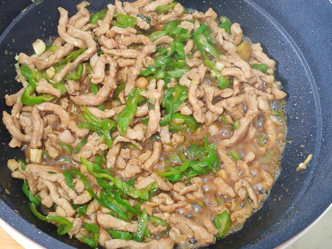 ‼️好吃到舔盘的青椒肉丝盖浇饭