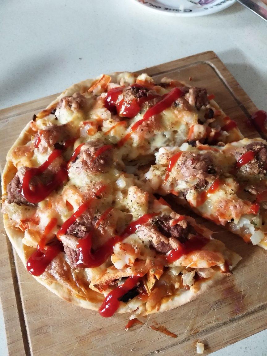 8寸纯手工什锦披萨