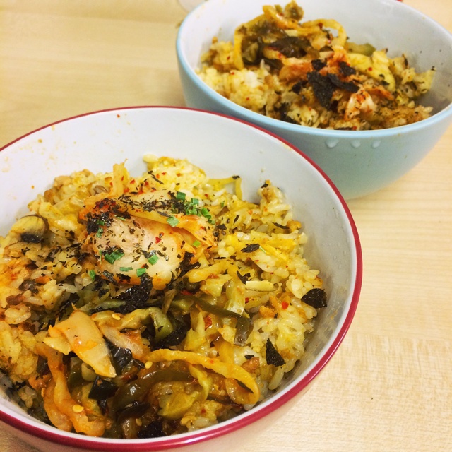 蘑菇泡菜炒饭