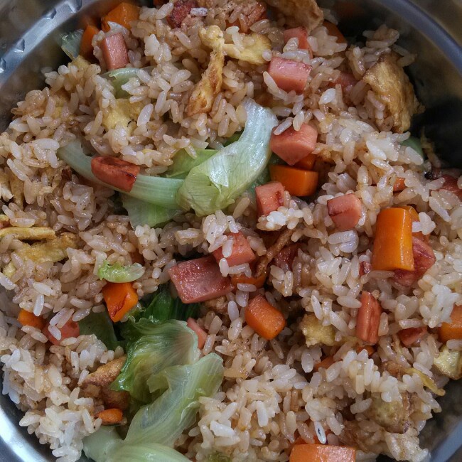 黄金火腿肠蛋炒饭