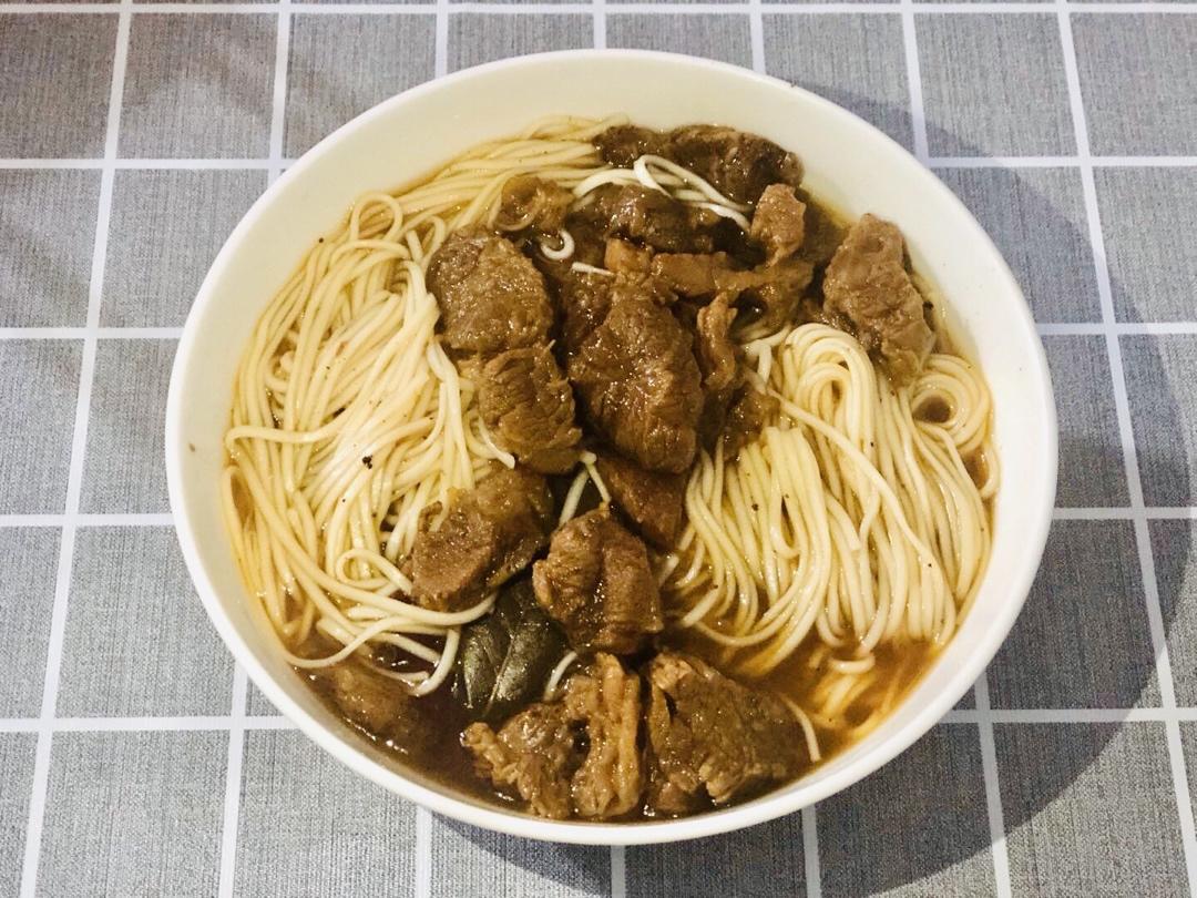炖牛腱子