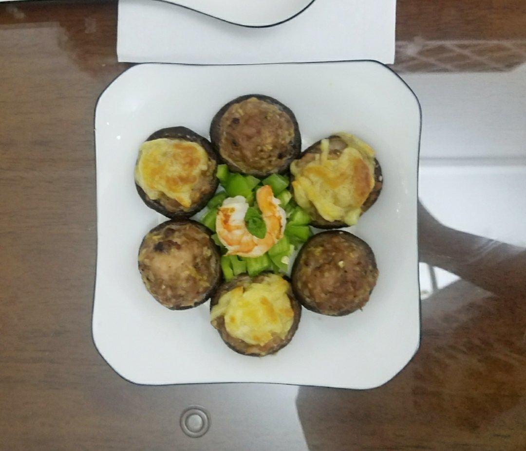 芝士肉末焗蘑菇