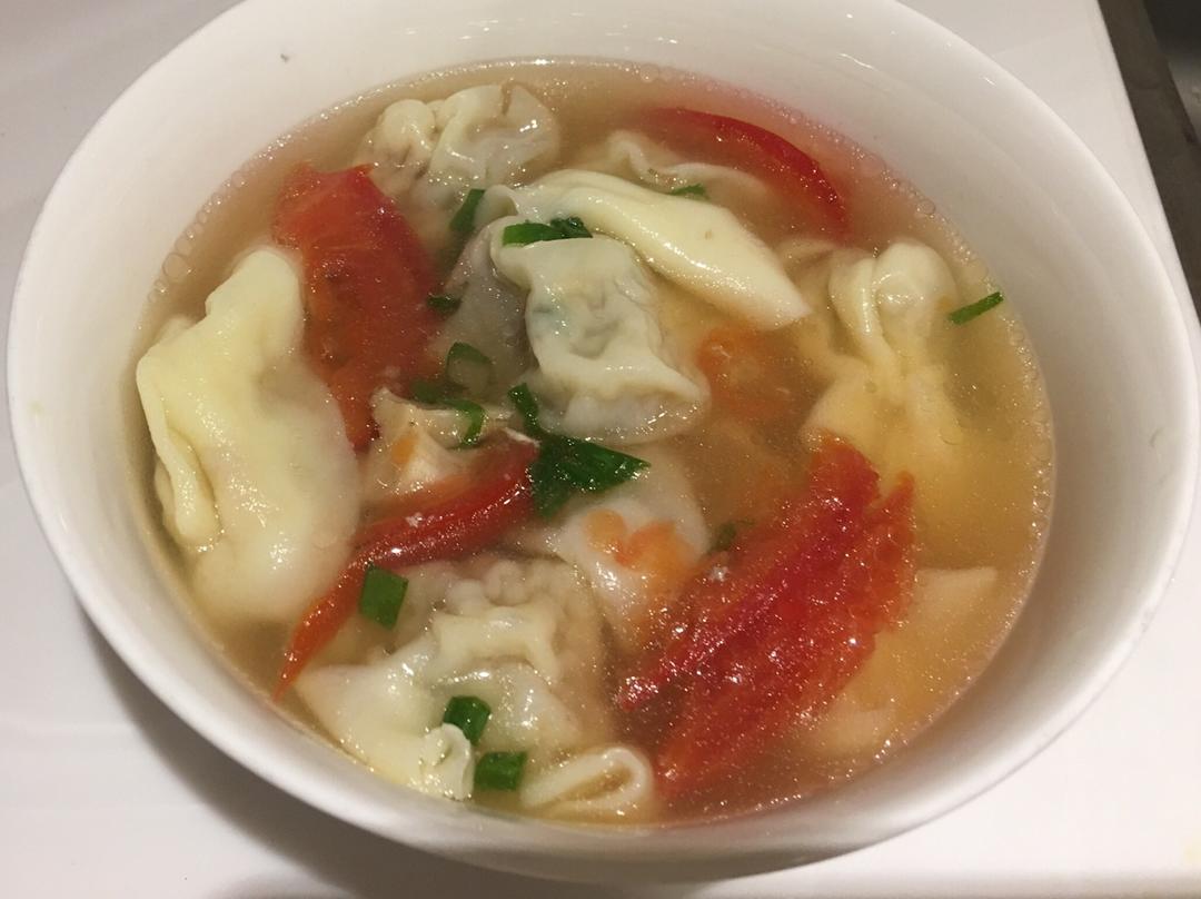 手擀薄皮虾肉馄饨