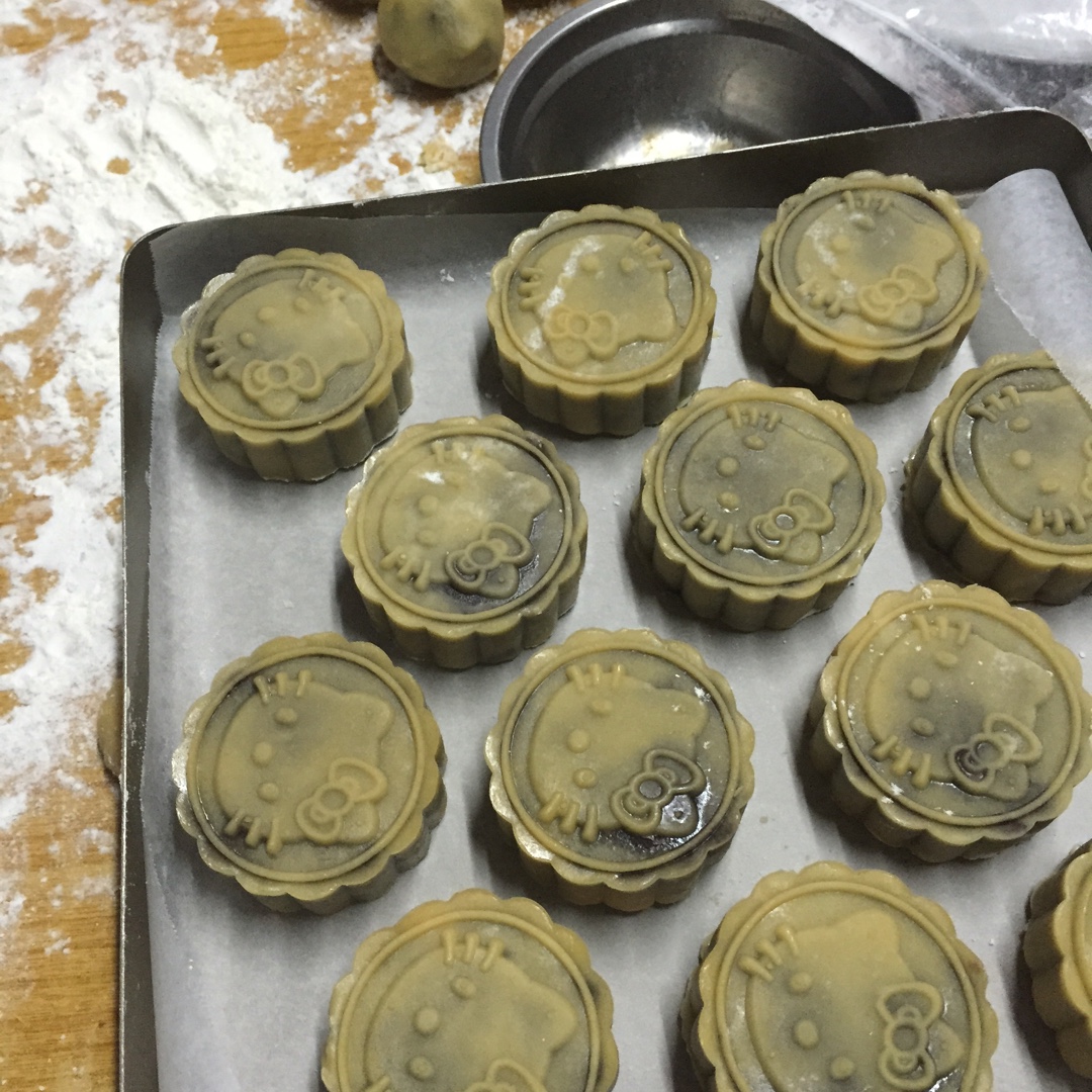 广式月饼—蛋黄莲蓉月饼