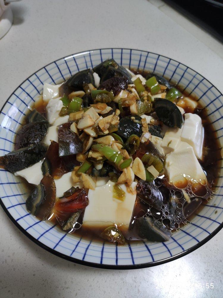 皮蛋拌豆腐（从这道菜说起，如何拌出好吃的凉拌菜）