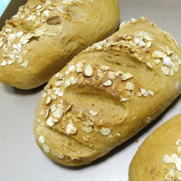 全麦杂粮乳酪面包