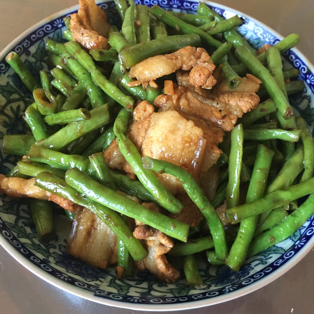 陈瑞瑞瑞儿做的线豆儿炒肉
