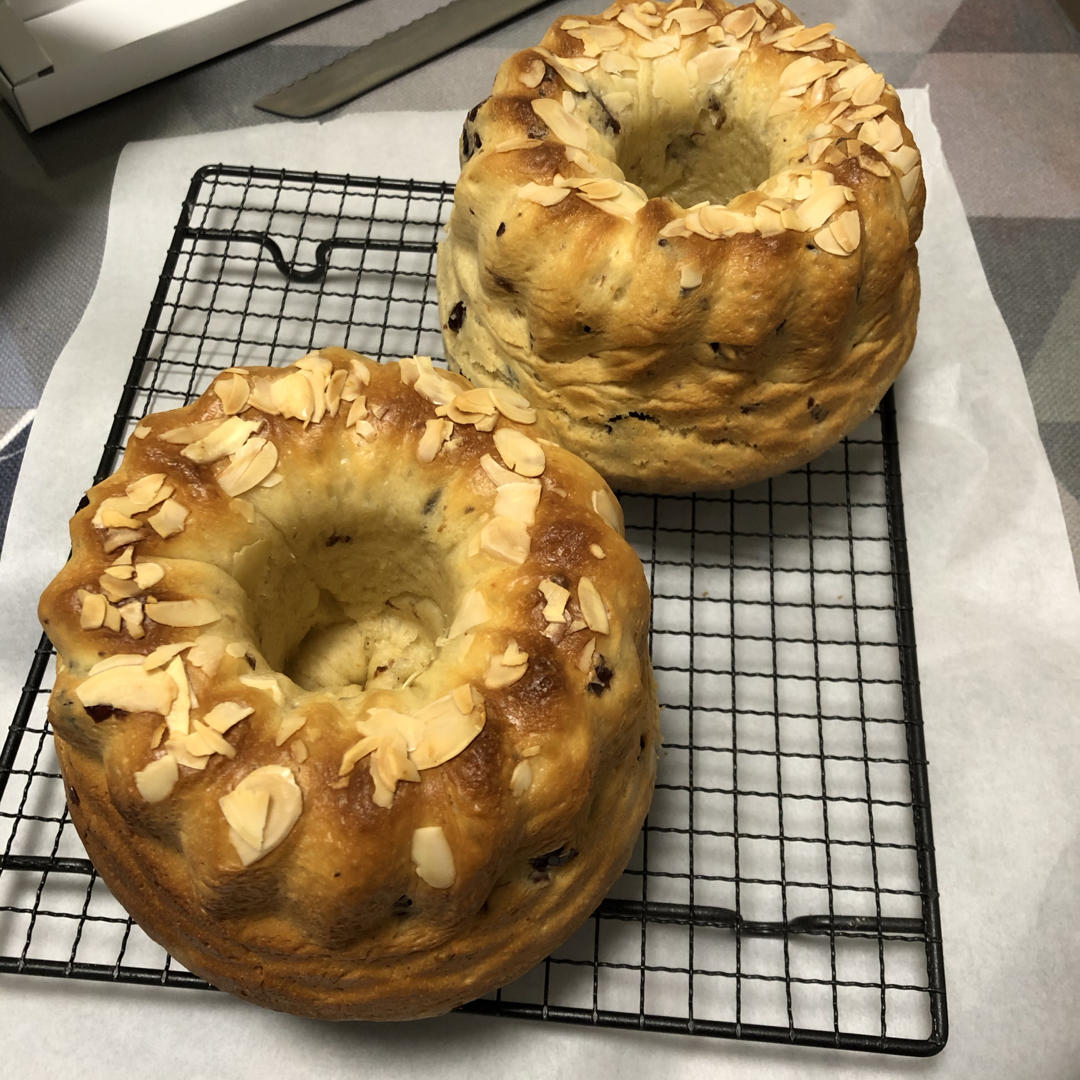 咕咕霍夫（僧帽面包）