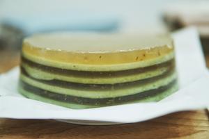 不正经の马蹄糕：桂花艾草椰汁糕的做法 步骤15