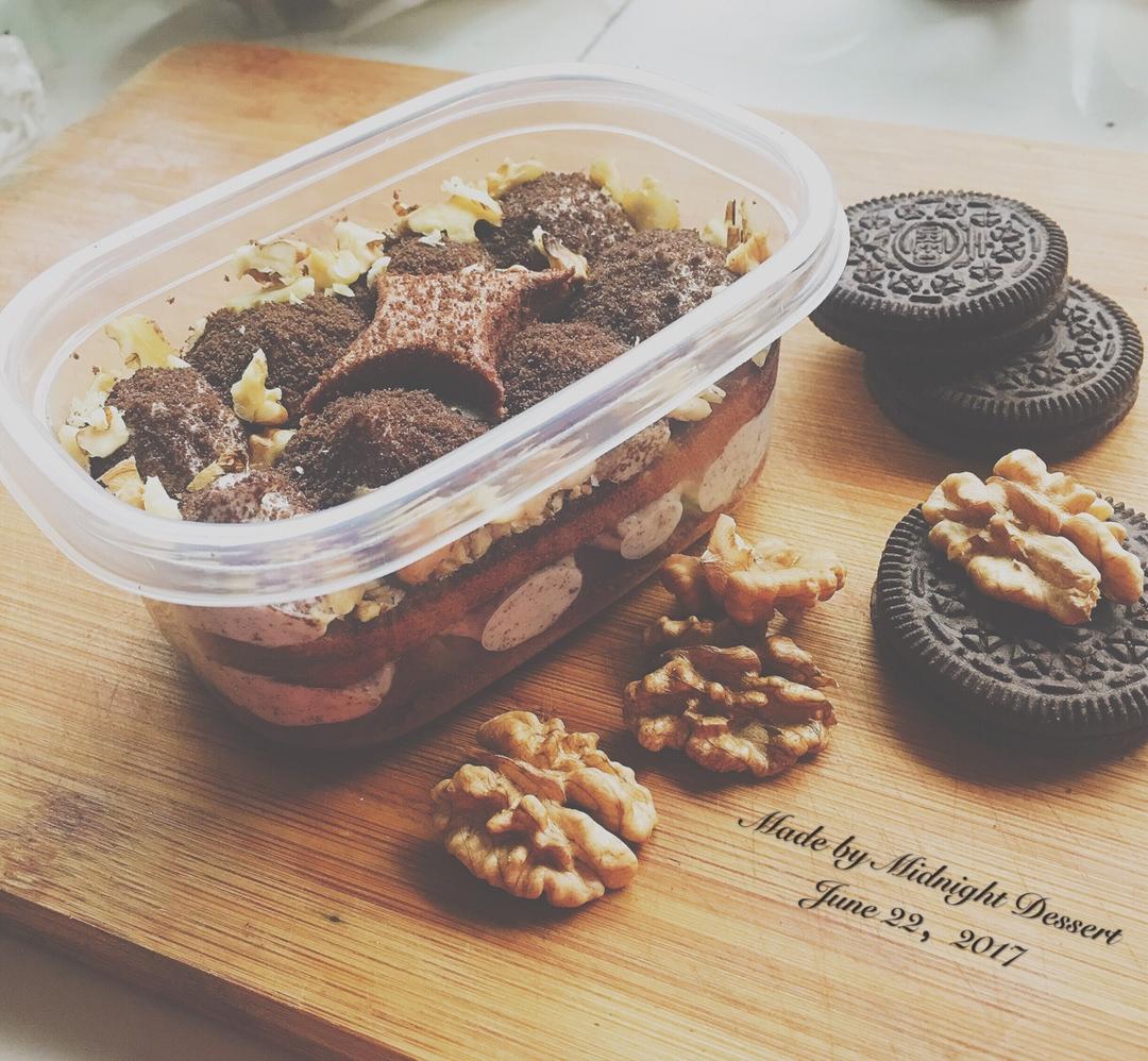 好吃到流泪的奥利奥咸奶油盒子蛋糕