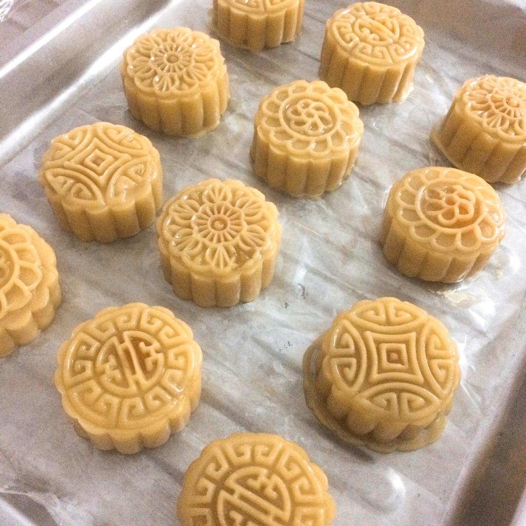 广式月饼——蛋黄莲蓉月饼