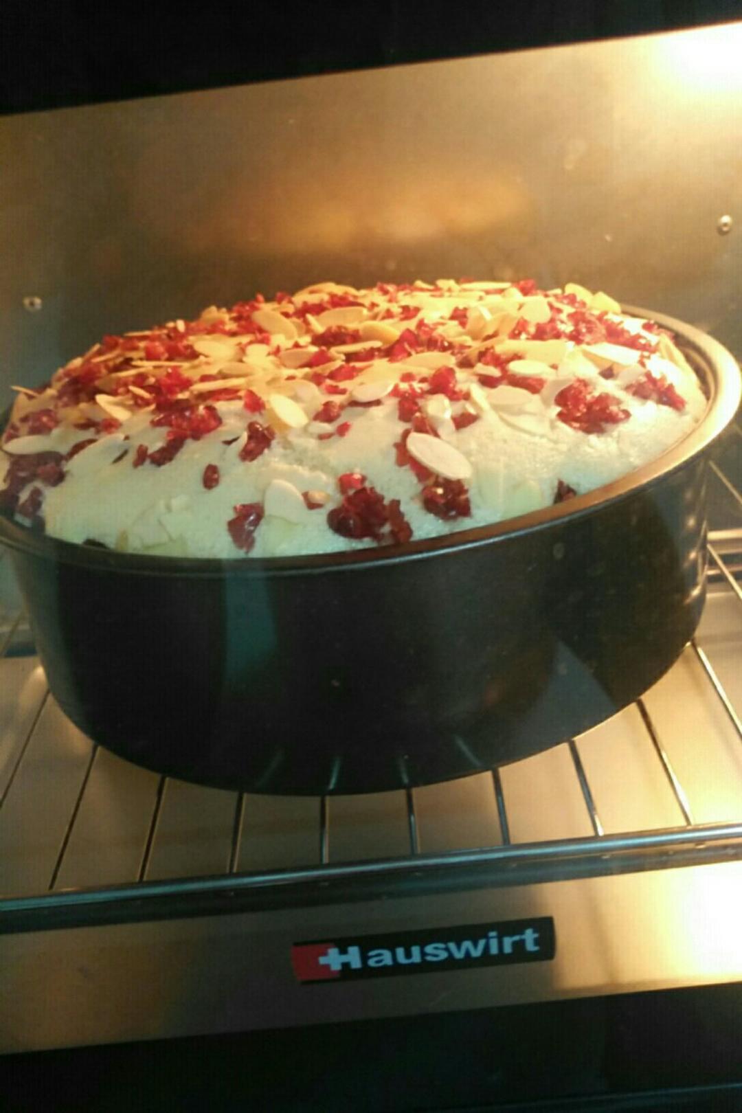 蔓越莓纸杯戚风小蛋糕
