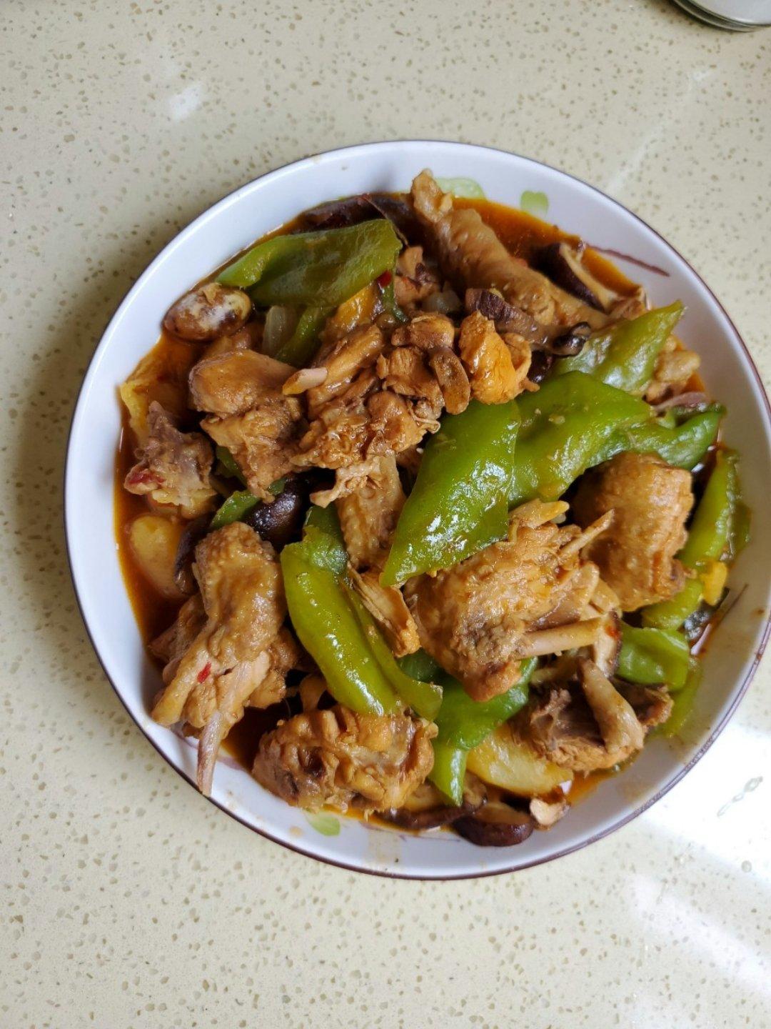 好吃到原地爆炸的黄焖鸡