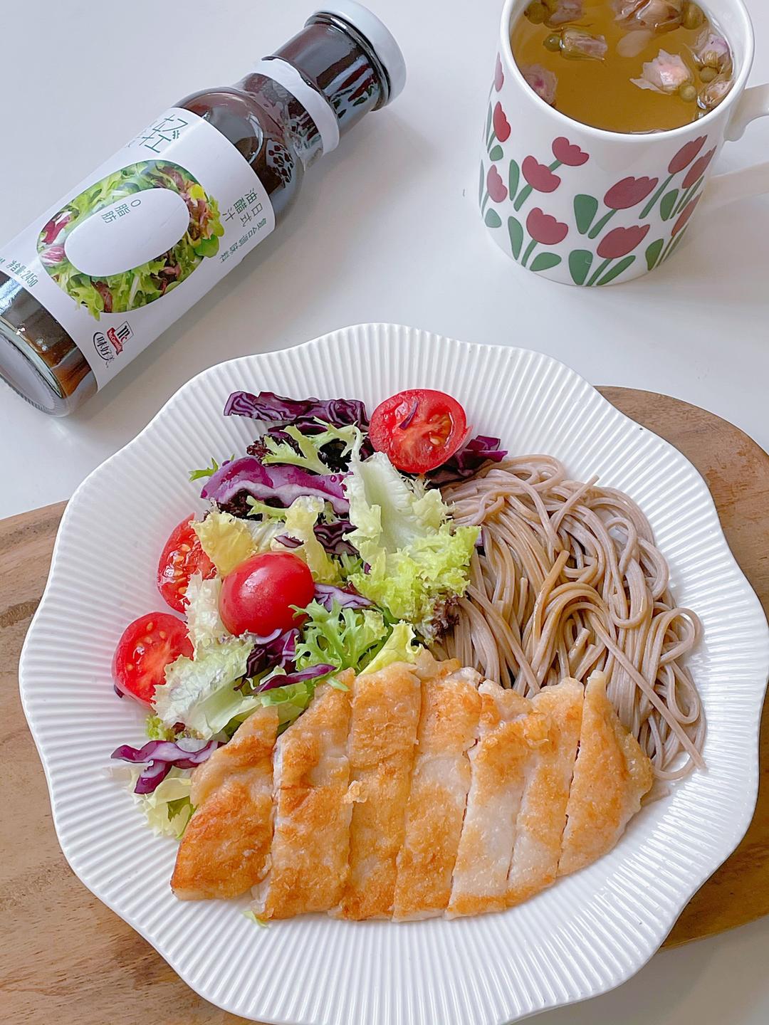 快手低脂鸡排荞麦面的做法