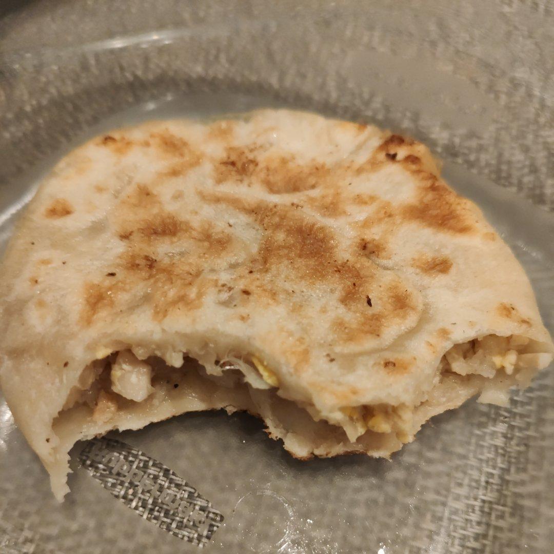 会连续吃八个的萝卜馅饼