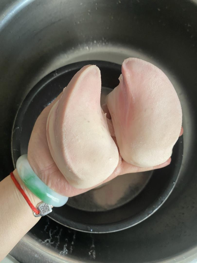 烧牛蹄