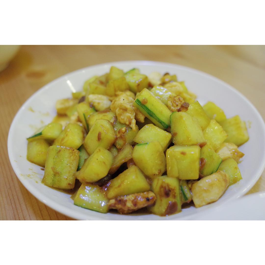 胡萝卜黄瓜鸡胸肉