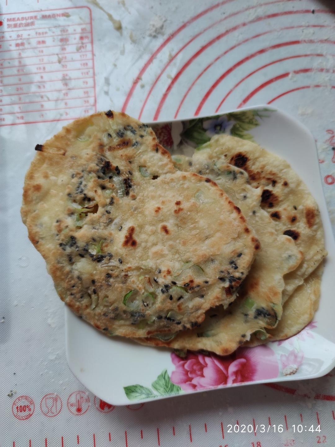 小白一次成功的葱油饼