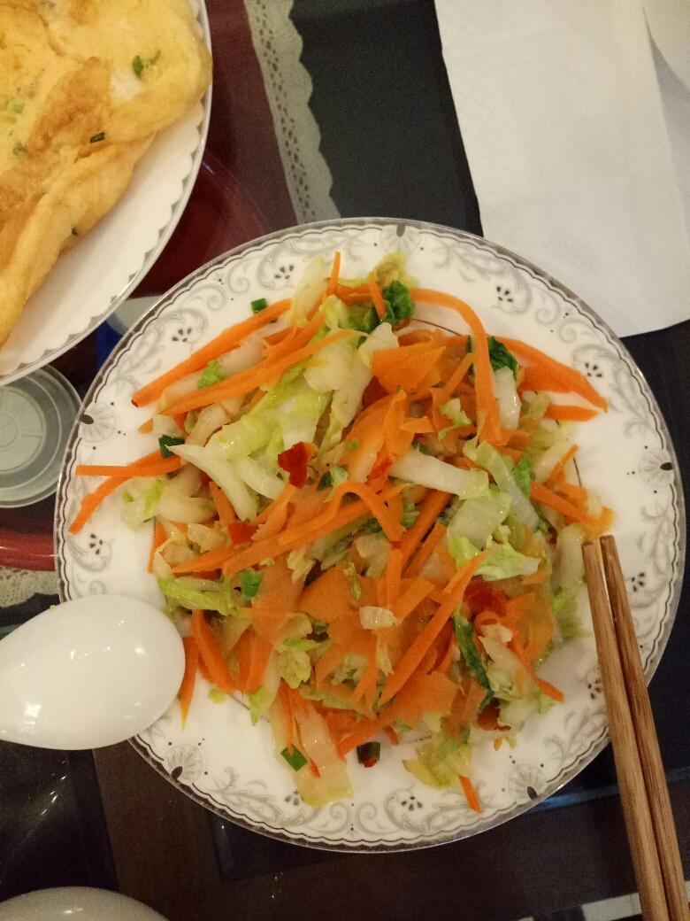 胡萝卜炒白菜