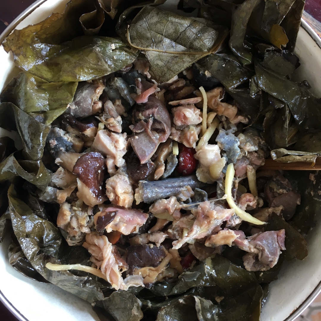 荷叶糯米蒸排骨