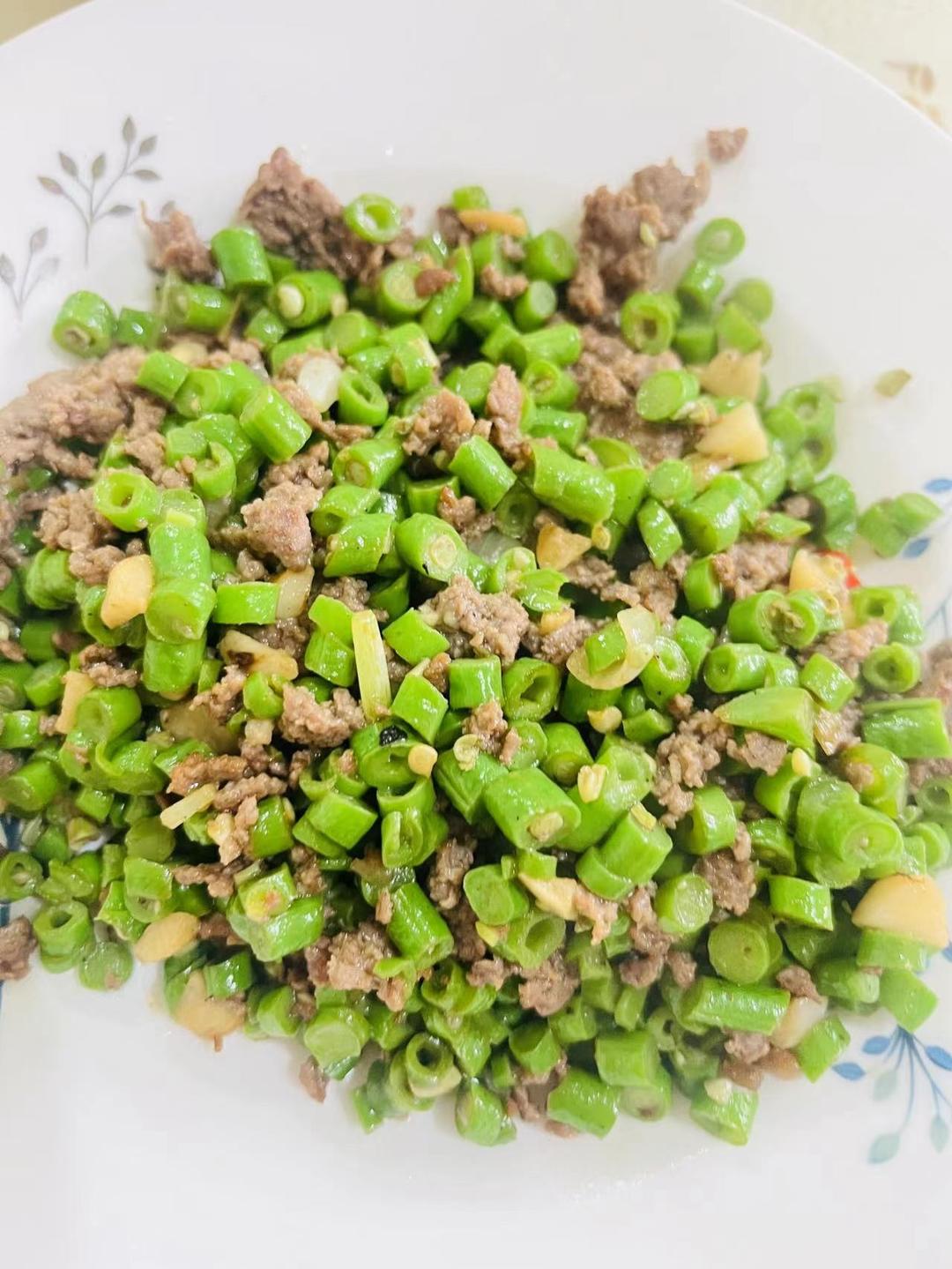 肉沫豆角下饭菜