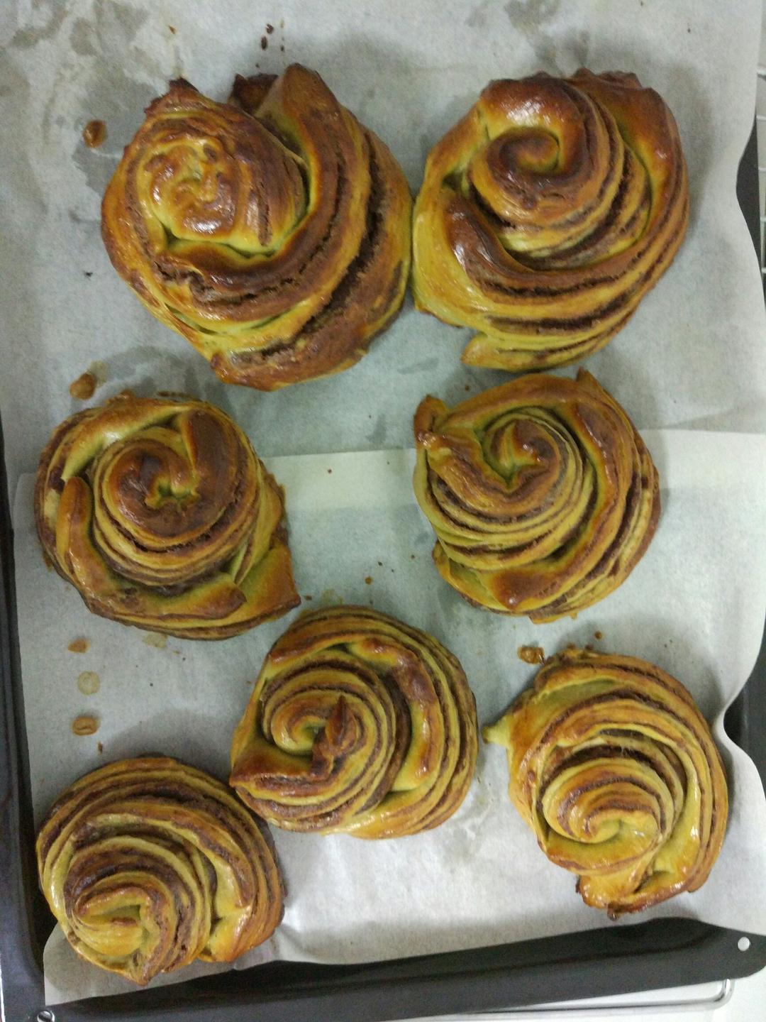 手揉甜面包～豆沙千层包和豆沙卷