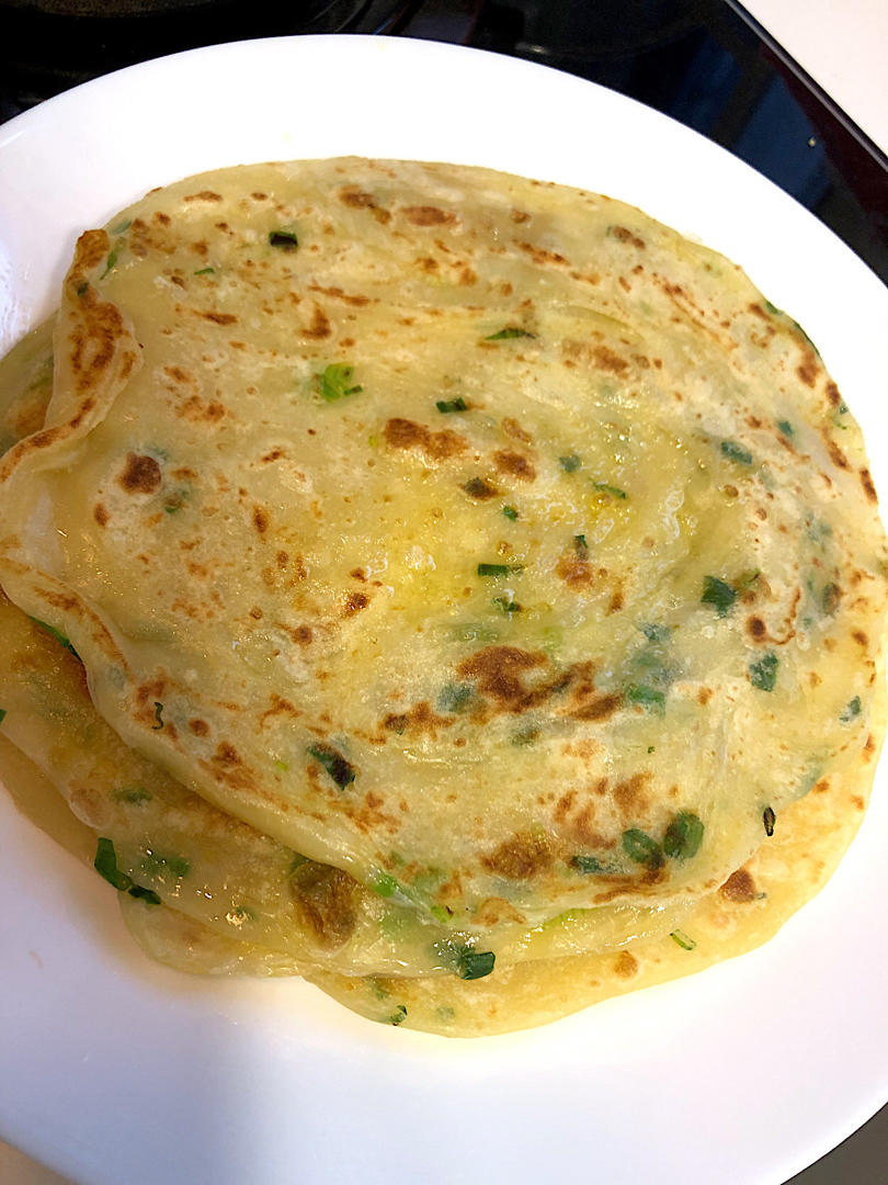 家常鸡蛋葱油饼 凉了也不硬 外酥里软 媲美早餐店 附细节视频详解