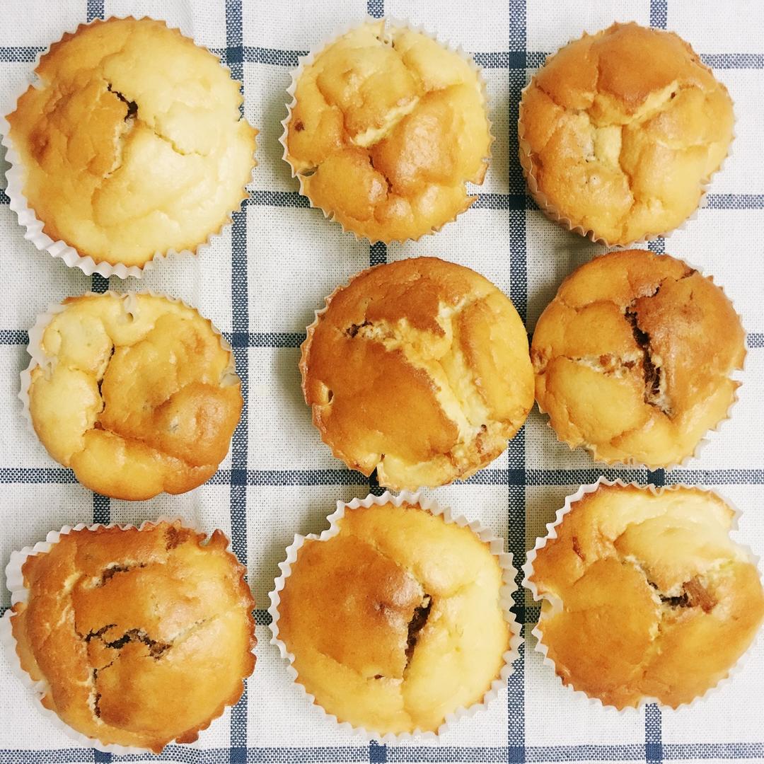 肉松拔丝小蛋糕