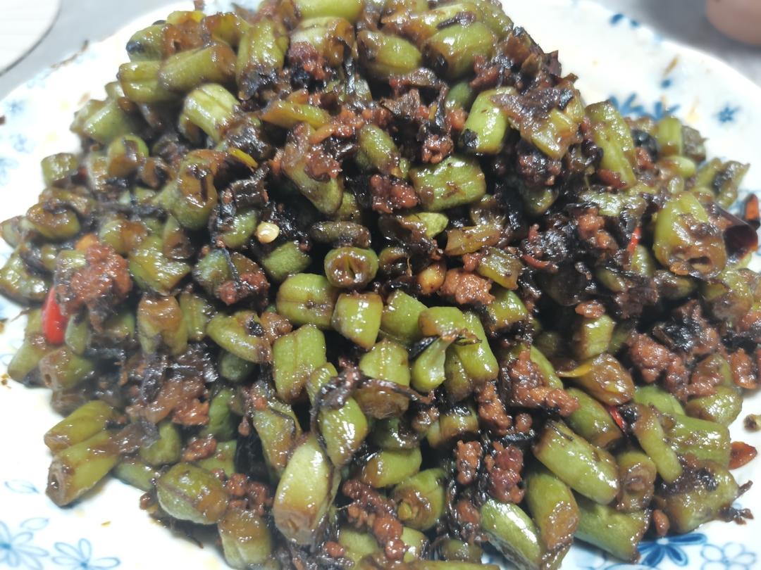 肉末橄榄菜炒四季豆/豆角