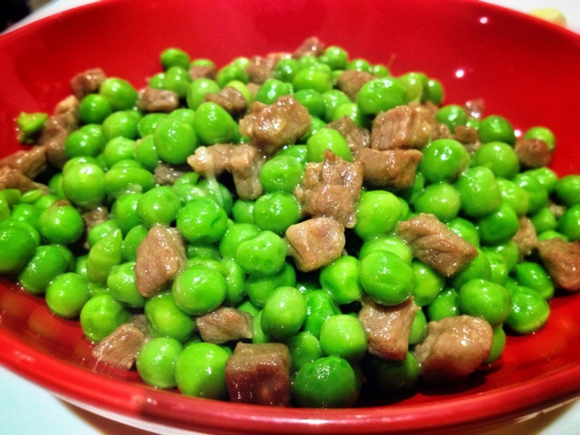 青豌豆炒肉丁