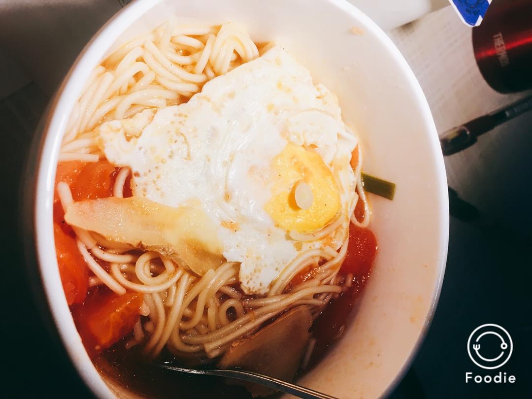 超级好吃的西红柿汤面