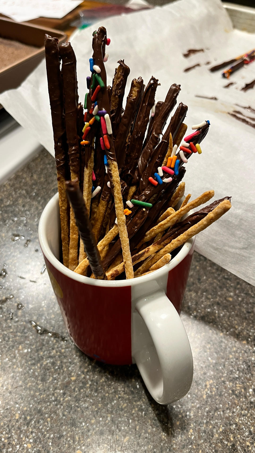 草莓百奇棒（经典小零食草莓pocky也能在家轻松做哦~）