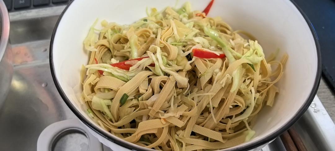 厨师长教你：8种不同的包菜做法，这里总有一款属于你的菜