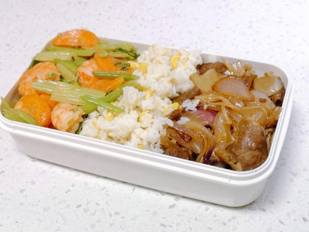 洋葱肥牛饭