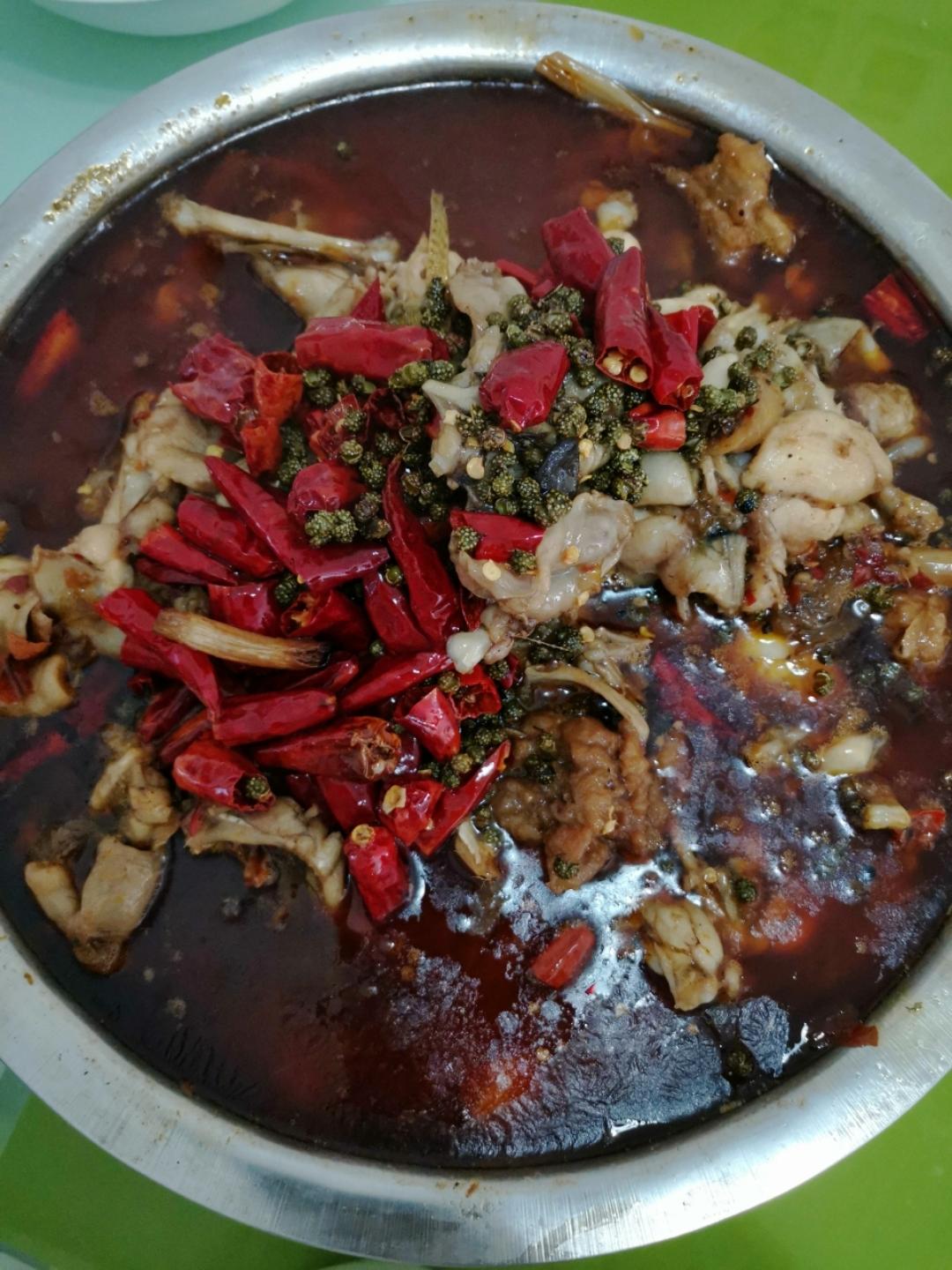 麻辣过瘾的水煮牛蛙