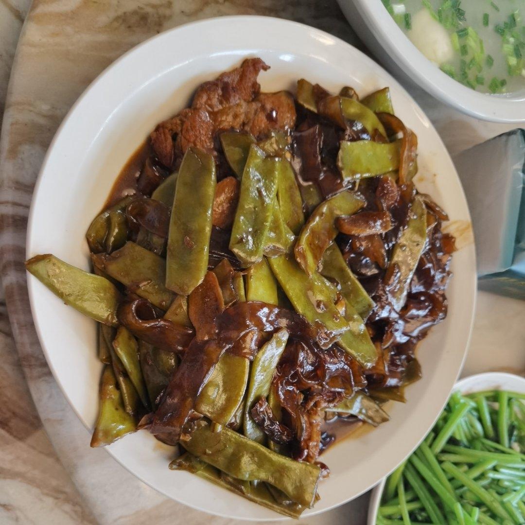 猪肉豆角炖粉条