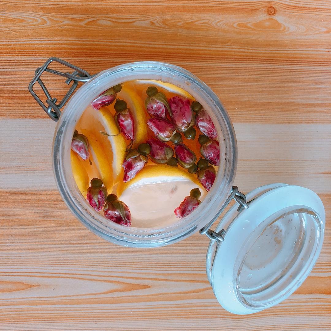 katherineyao做的冷泡玫瑰花柠檬水