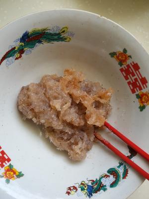 丝瓜袖珍菇虾滑汤的做法 步骤3