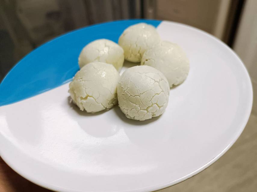 空气炸锅炸汤圆，少油，且不用刷锅刷碗
