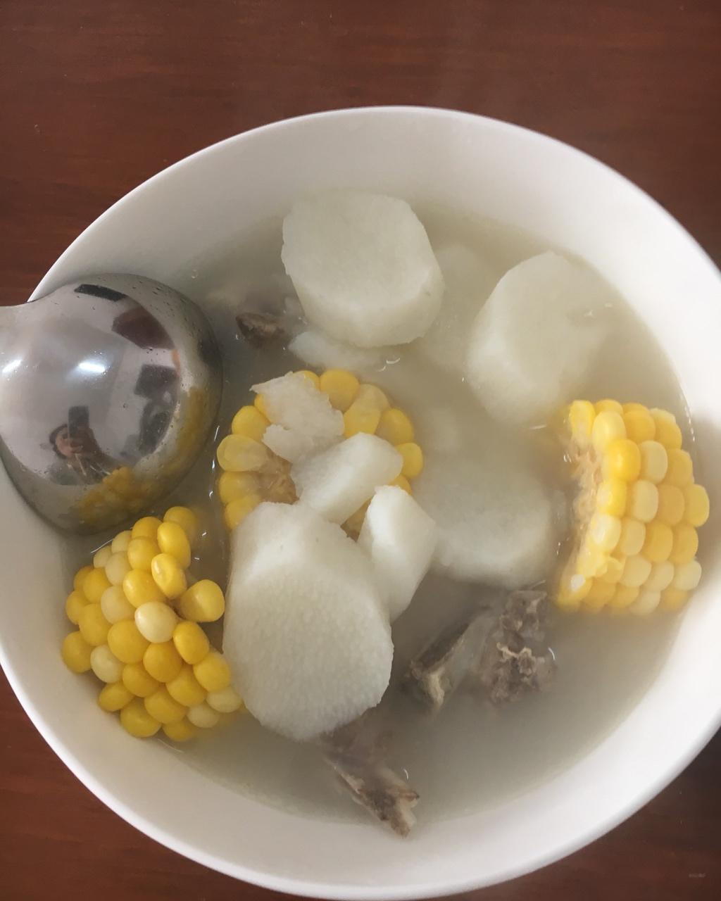 山药玉米排骨汤