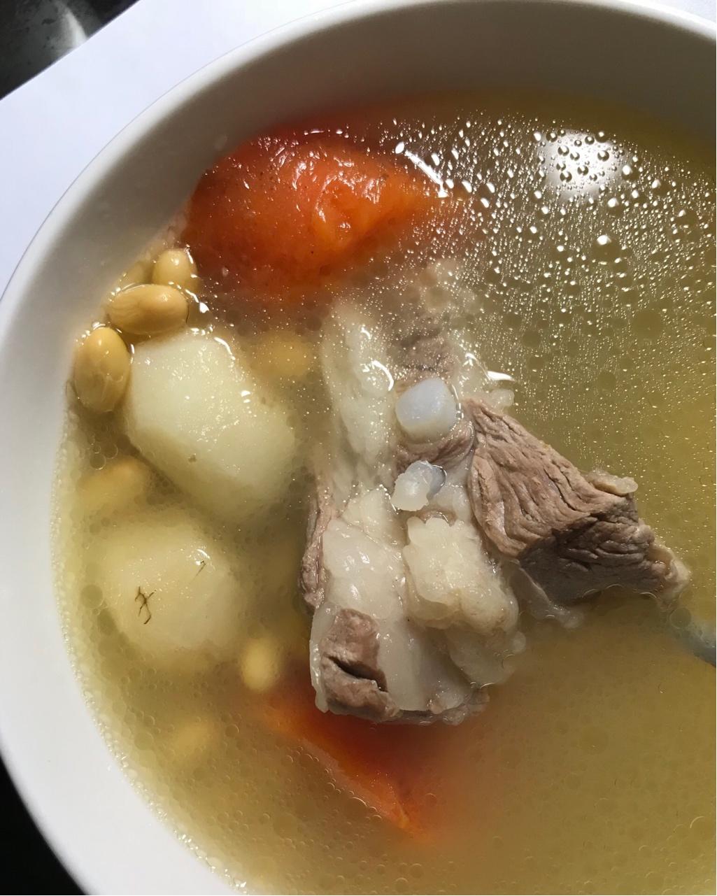 黄豆骨头汤